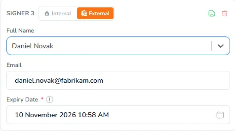 The external signer after choosing a saved signer, with the full name and email filled in